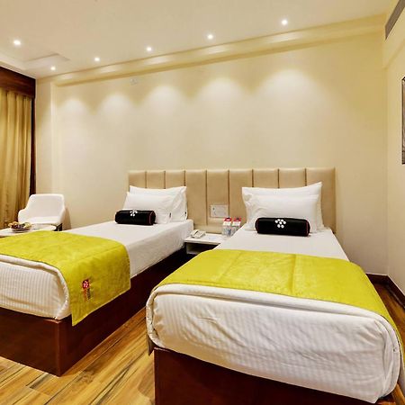 Mastiff Select Gulbarga Hotel 굴바르가 외부 사진