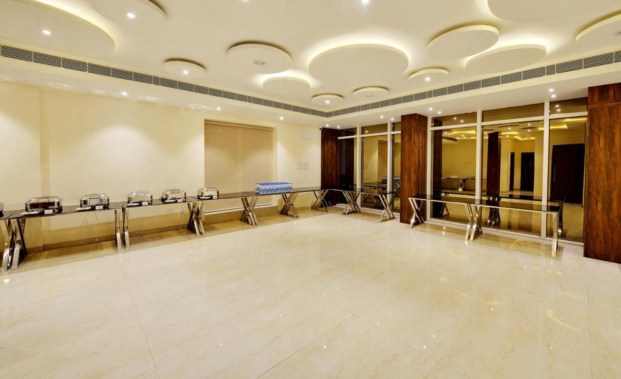 Mastiff Select Gulbarga Hotel 굴바르가 외부 사진
