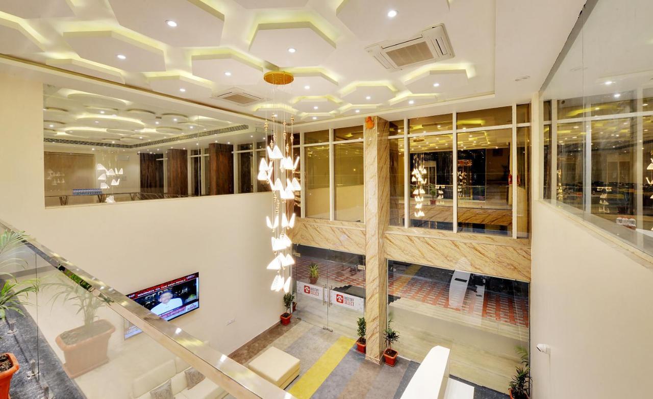 Mastiff Select Gulbarga Hotel 굴바르가 외부 사진