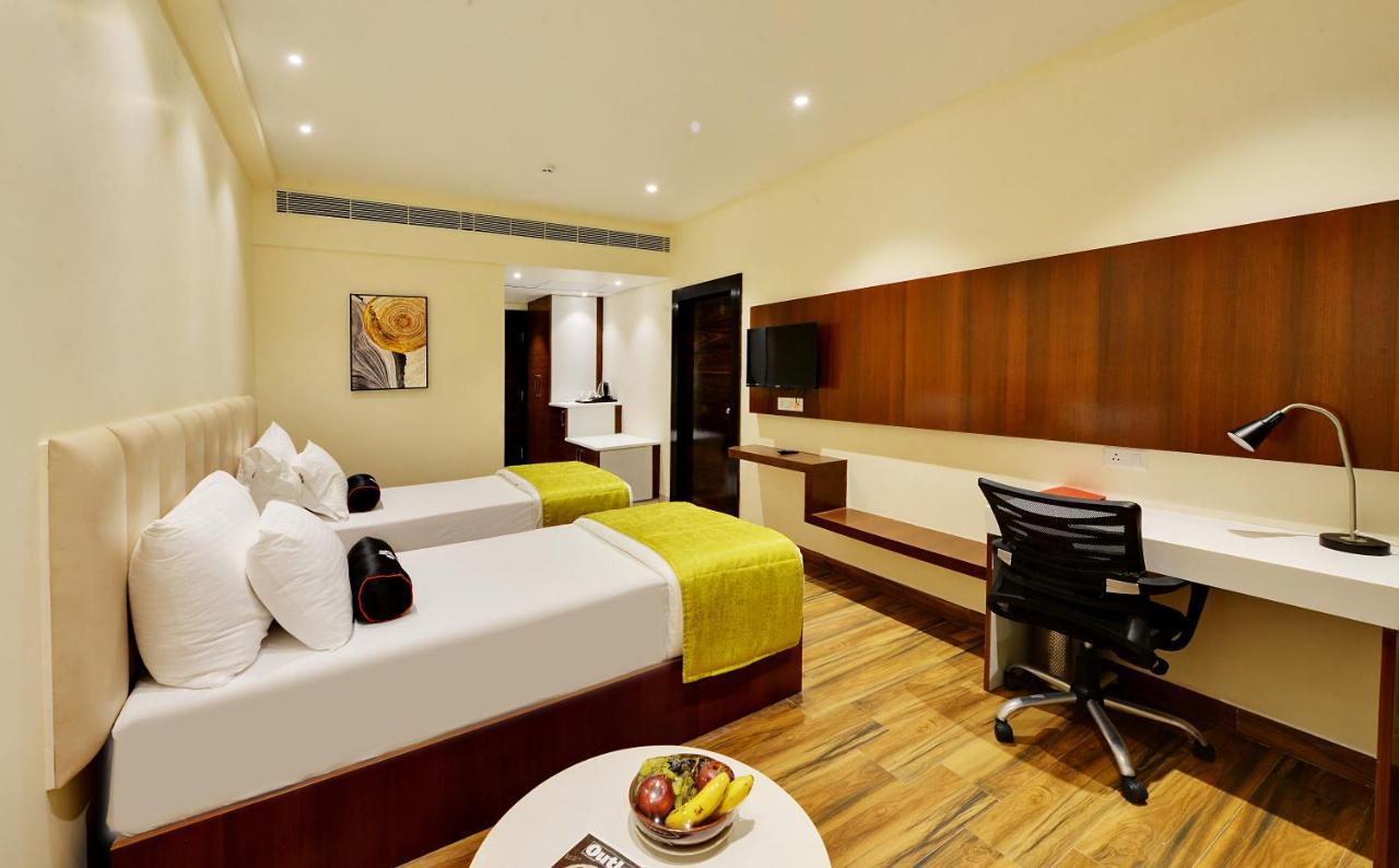 Mastiff Select Gulbarga Hotel 굴바르가 외부 사진