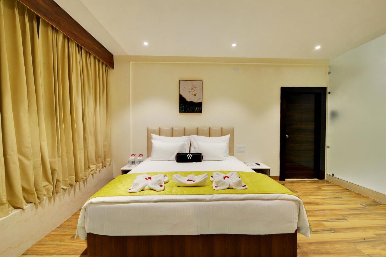 Mastiff Select Gulbarga Hotel 굴바르가 외부 사진