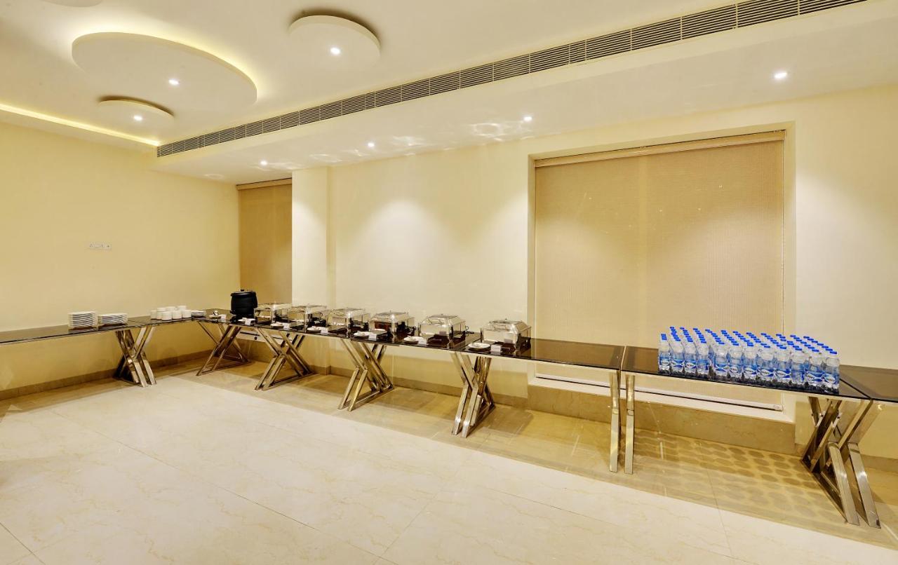 Mastiff Select Gulbarga Hotel 굴바르가 외부 사진