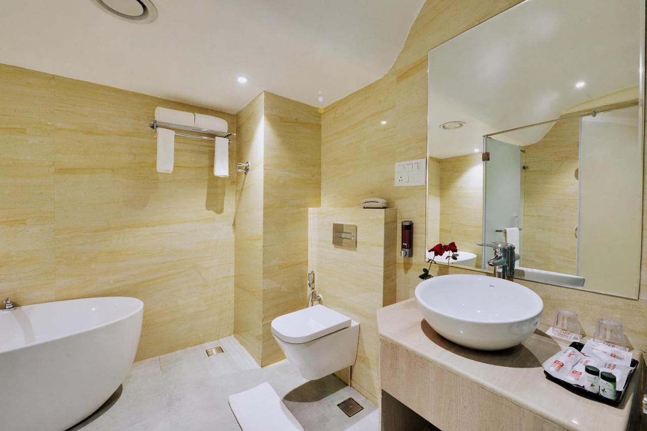 Mastiff Select Gulbarga Hotel 굴바르가 외부 사진