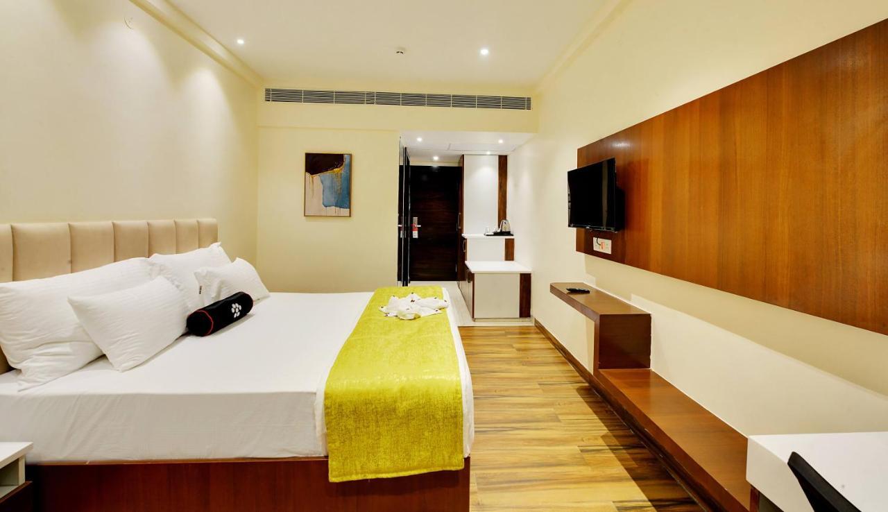 Mastiff Select Gulbarga Hotel 굴바르가 외부 사진